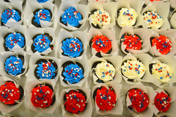 red, white, and blue cupcakes
